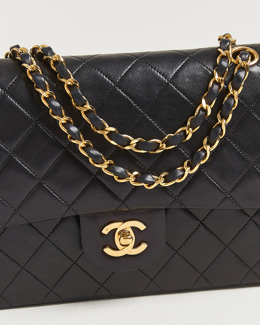 Men | Chanel Pre-Owned Classic Double Flap Medium Lambskin Black | Chanel Pre-Owned | Classic Double Flap Medium Lambskin Black