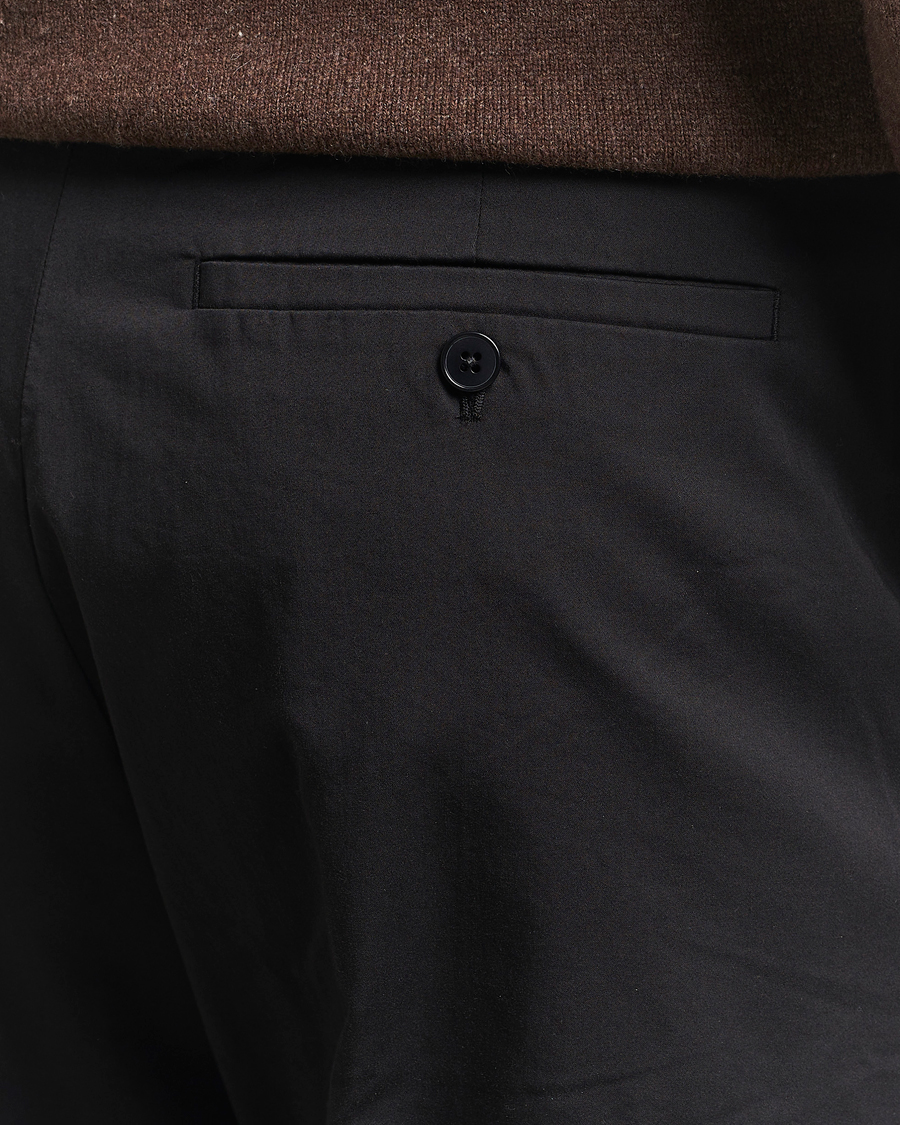 Men | Trousers | NN07 | Paw Cotton/Lyocell Pleated Trousers Black