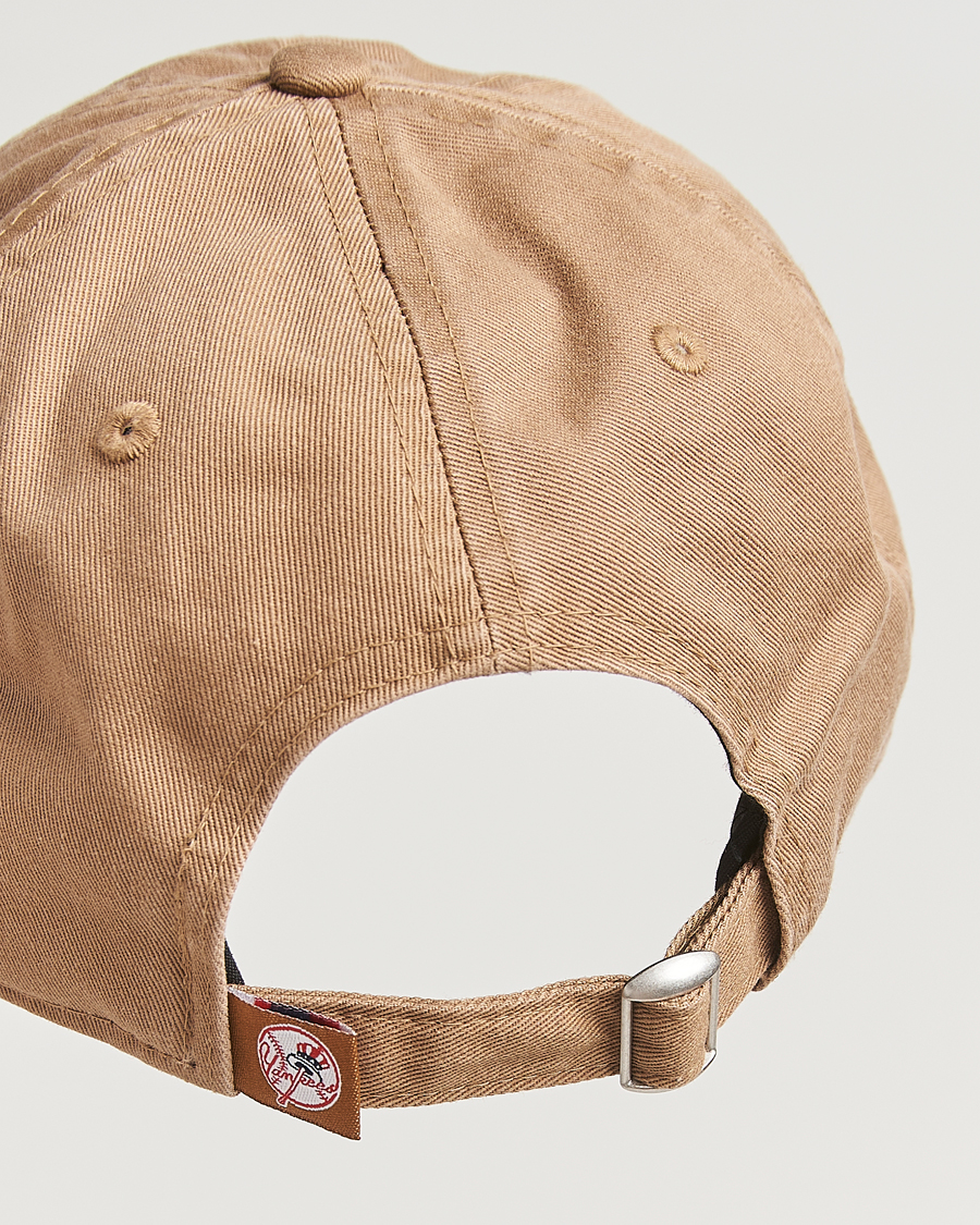 Men | New Era 9Twenty Washed Cotton Cap Beige New York Yankees | New Era | 9Twenty Washed Cotton Cap Beige New York Yankees