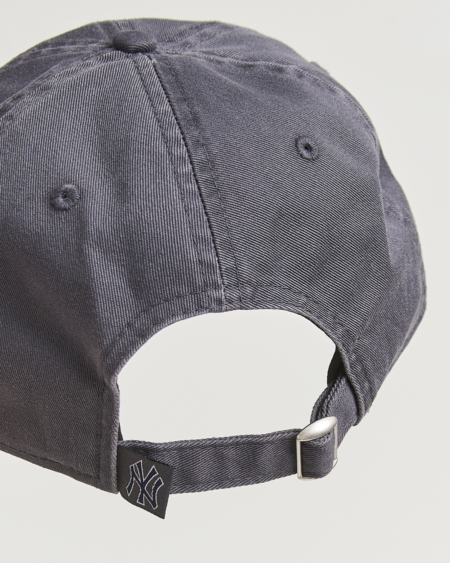 New Era9Twenty Washed Cotton CapGrey New York Yankees at