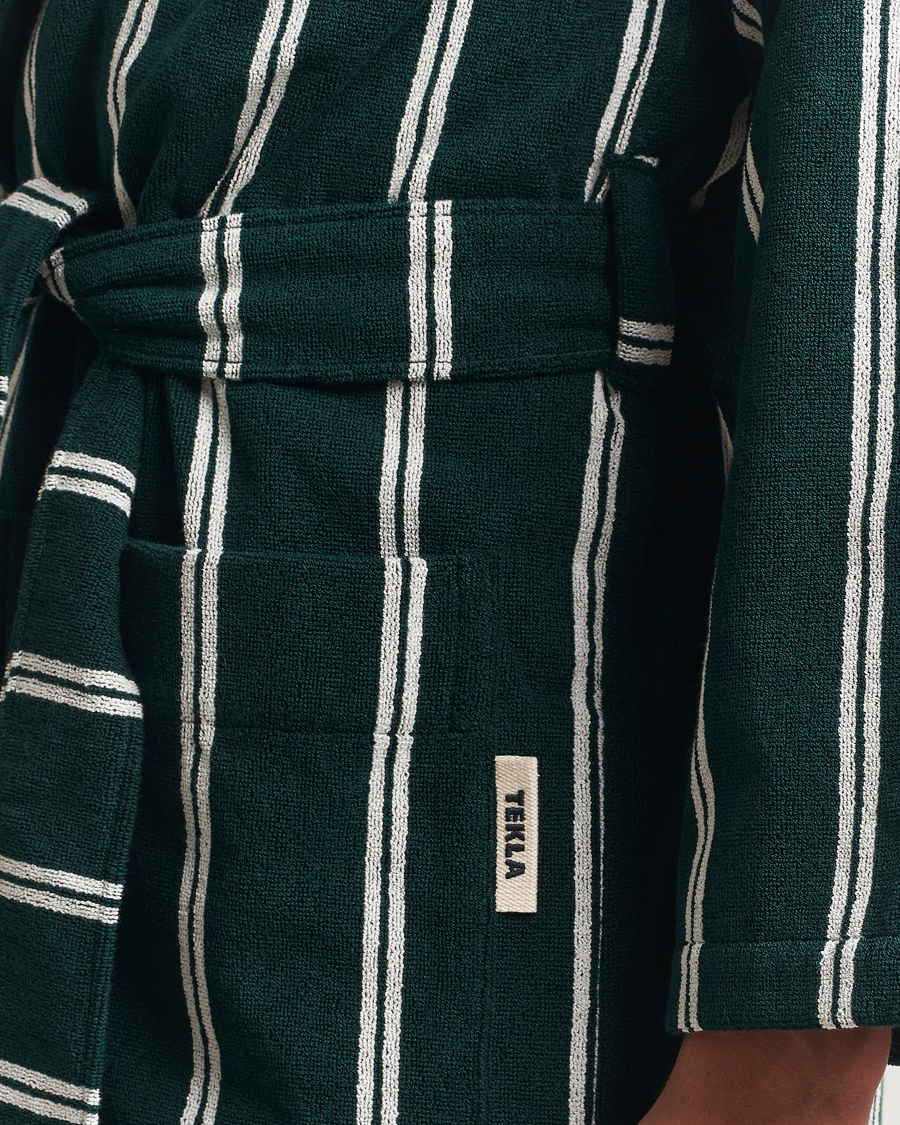 Men | Pyjamas & Robes | Tekla | Organic Terry Hooded Bathrobe Forest Green Stripes