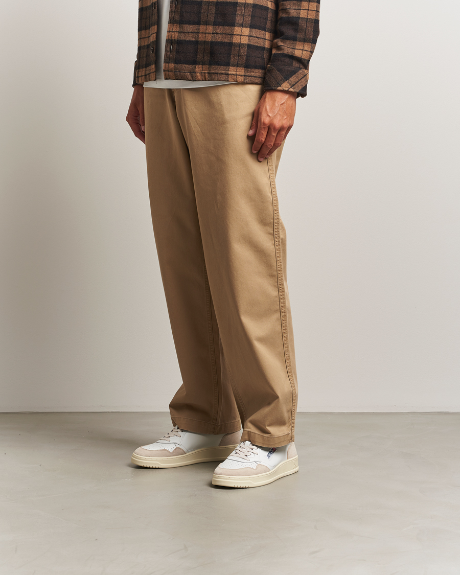 Men | Sneakers | Autry | Medalist Low Sneaker White/Morel