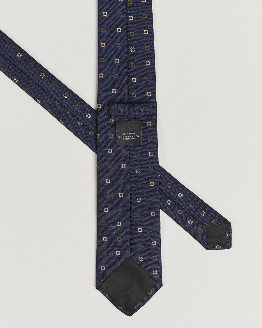 Men | Amanda Christensen Silk Bouclé Flower 8cm Tie Navy | Amanda Christensen | Silk Bouclé Flower 8cm Tie Navy