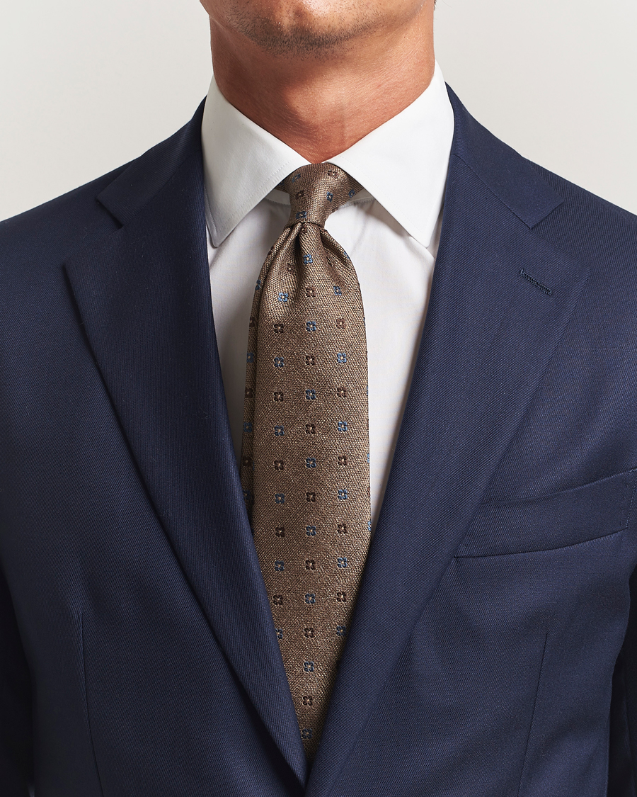 Men | Ties | Amanda Christensen | Silk Bouclé Flower 8cm Tie Beige