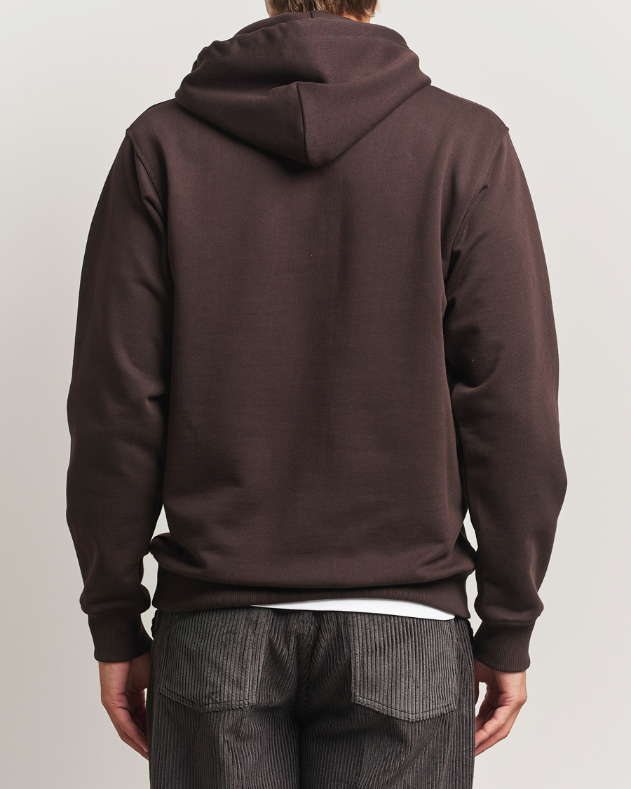 Men | Sweaters & Knitwear | Drôle de Monsieur | Classic Slogan Hoodie Dark Brown
