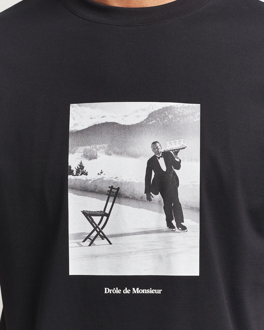 Men | T-Shirts | Drôle de Monsieur | Ice Skating Waiter T-Shirt Black