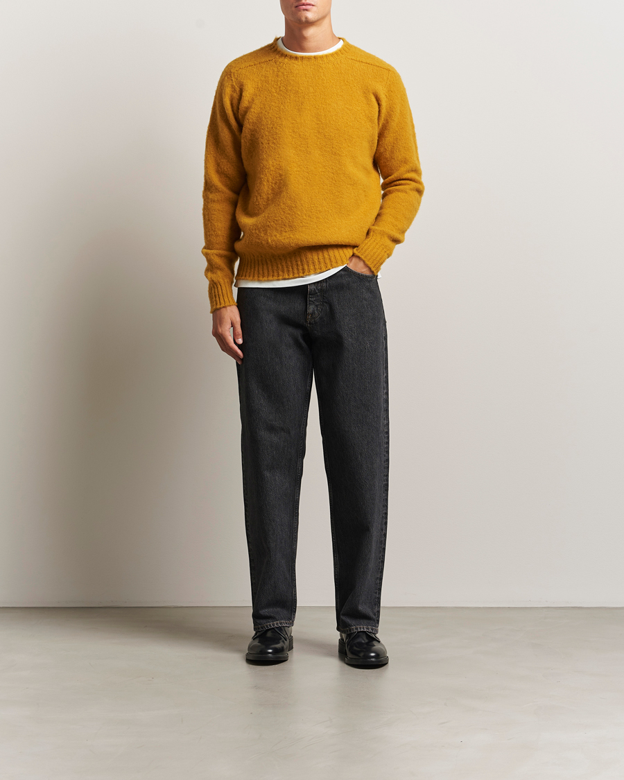 Men | Sweaters & Knitwear | Howlin' | Shaggy Bear Sweater Harvest Gold