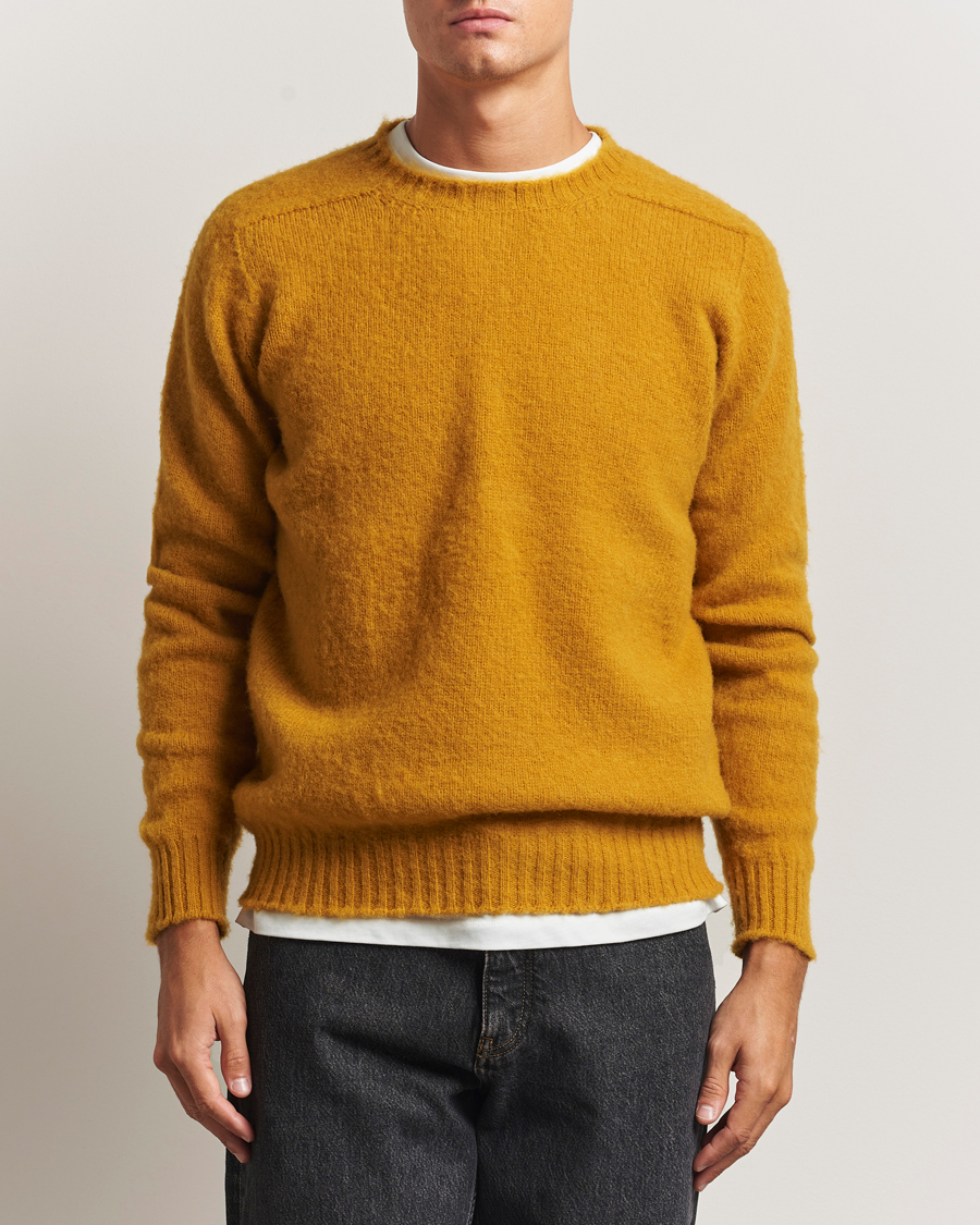 Men | Sweaters & Knitwear | Howlin' | Shaggy Bear Sweater Harvest Gold