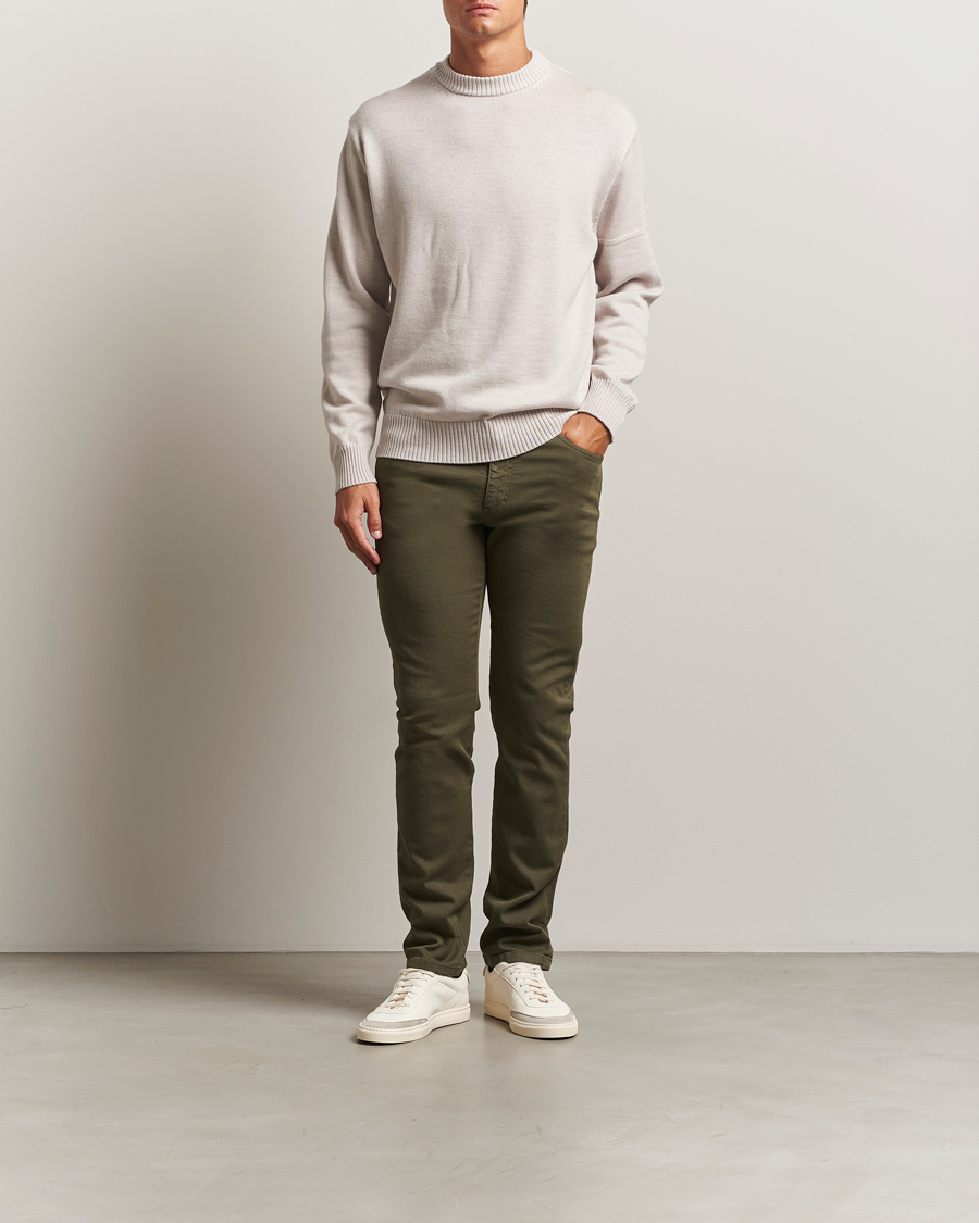 Men | Trousers | J.Lindeberg | Jax Left Hand Twill Jeans Forest Green