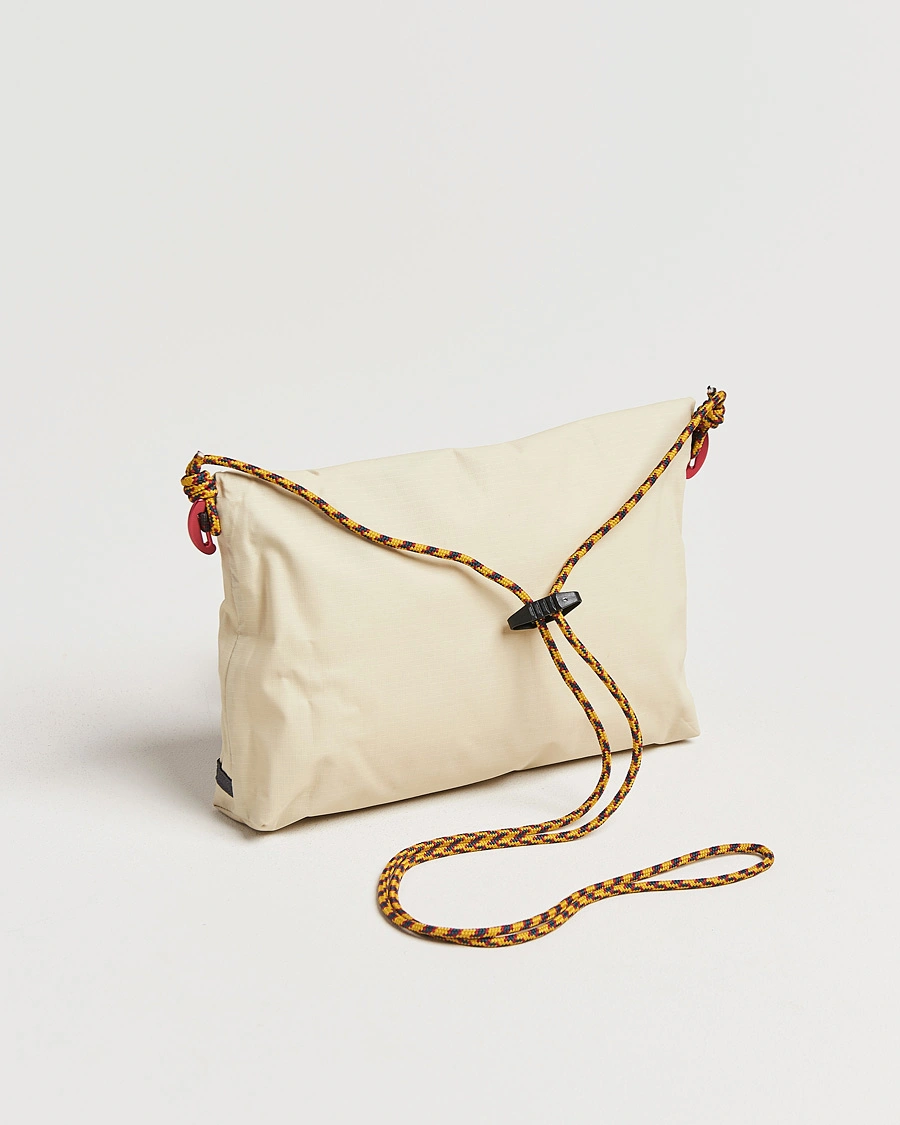 Men | Bags | Klättermusen | Hrid WP 3L Accessory Bag Clay