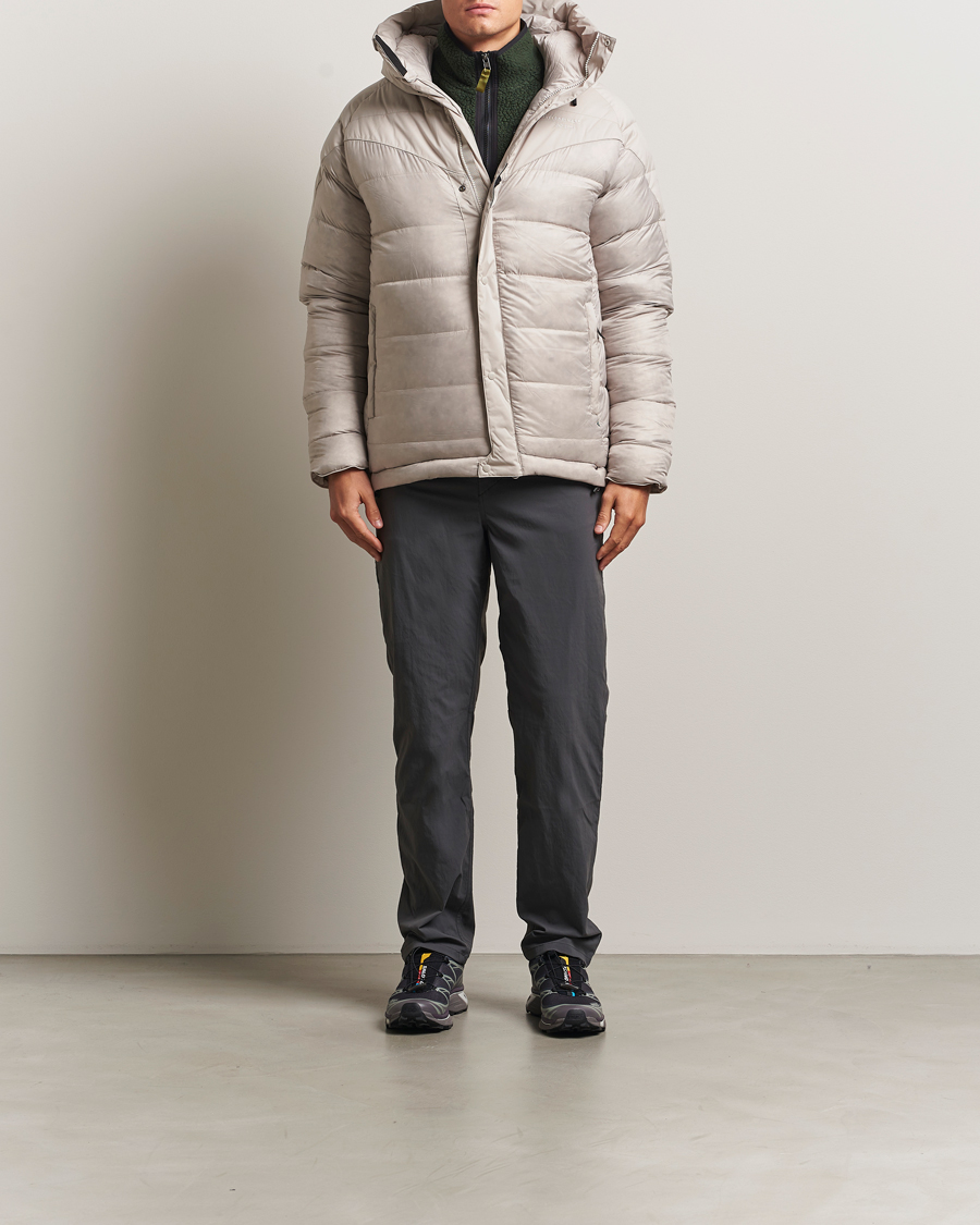 Men | Coats & Jackets | Klättermusen | Bore 3.0 Padded Jacket Dove Grey