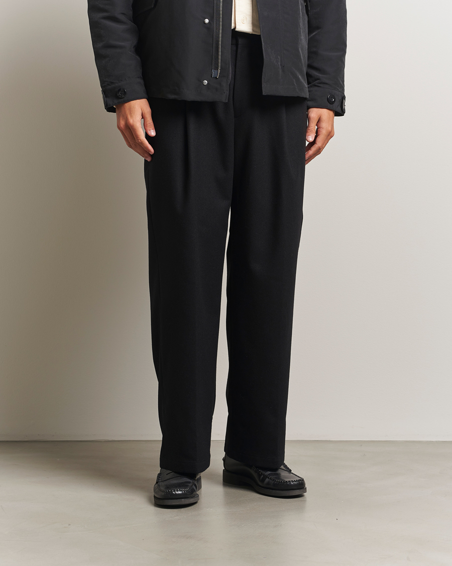 Men | Trousers | NN07 | Kay Wool Pleated Trousers Black