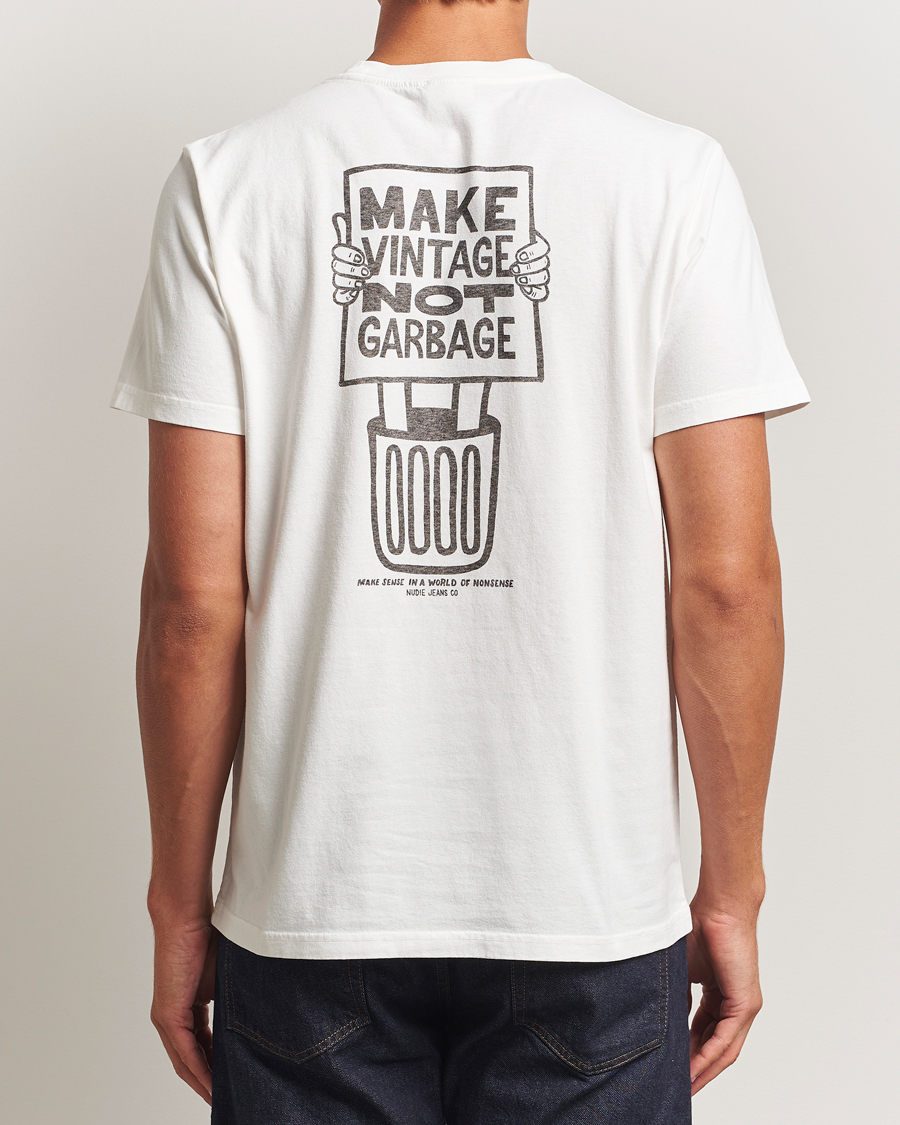 Men | T-Shirts | Nudie Jeans | Roy Garbage T-Shirt Chalk White