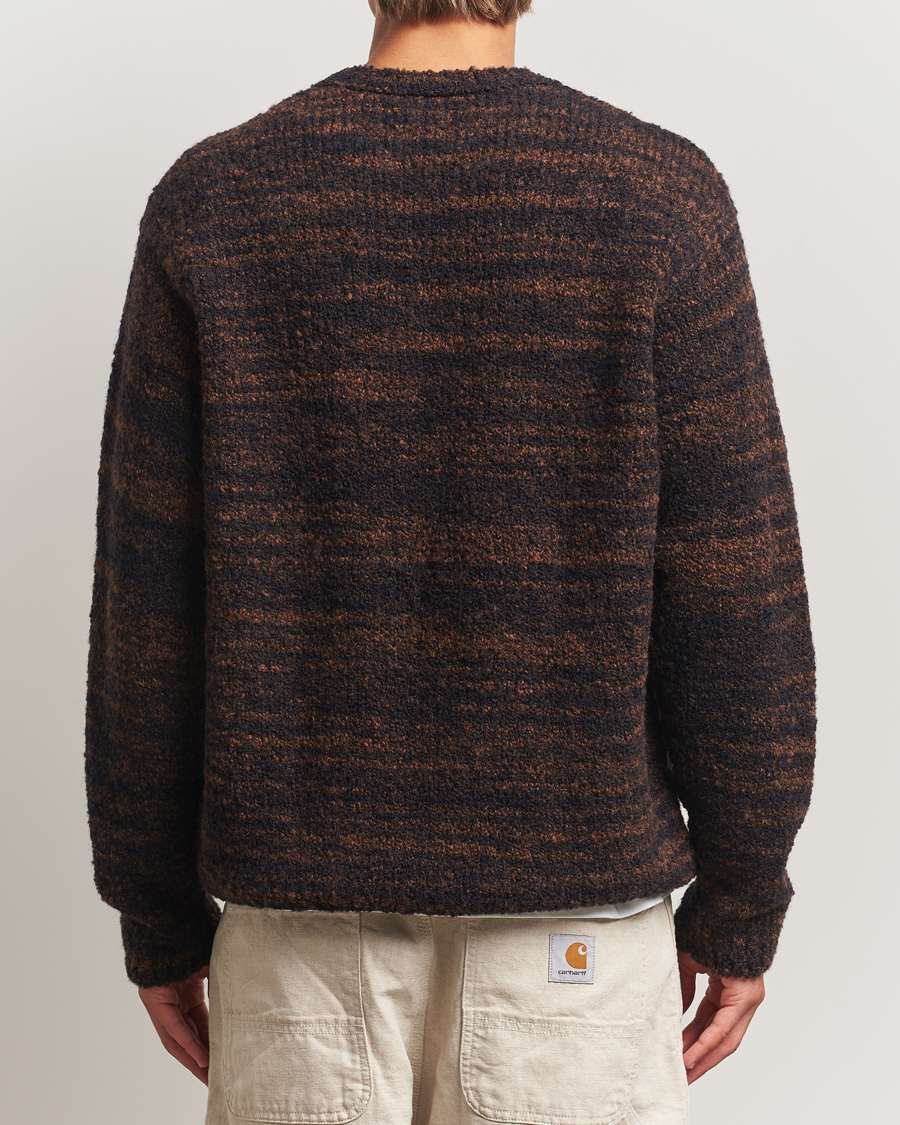 Men | Sweaters & Knitwear | Nudie Jeans | Gurra Bouclé Knitted Sweater Black/Brown