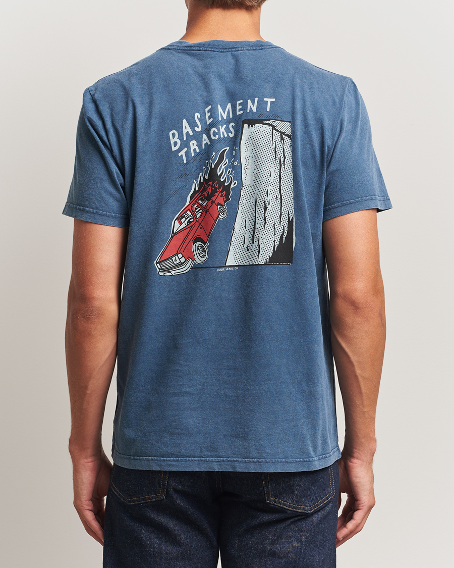 Men | T-Shirts | Nudie Jeans | Roy Basement Tracks T-Shirt Blue