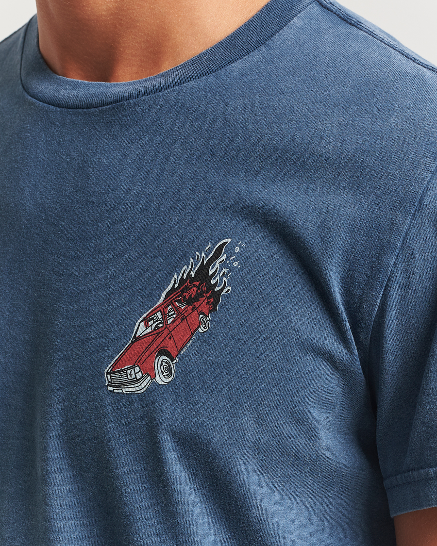 Men | T-Shirts | Nudie Jeans | Roy Basement Tracks T-Shirt Blue