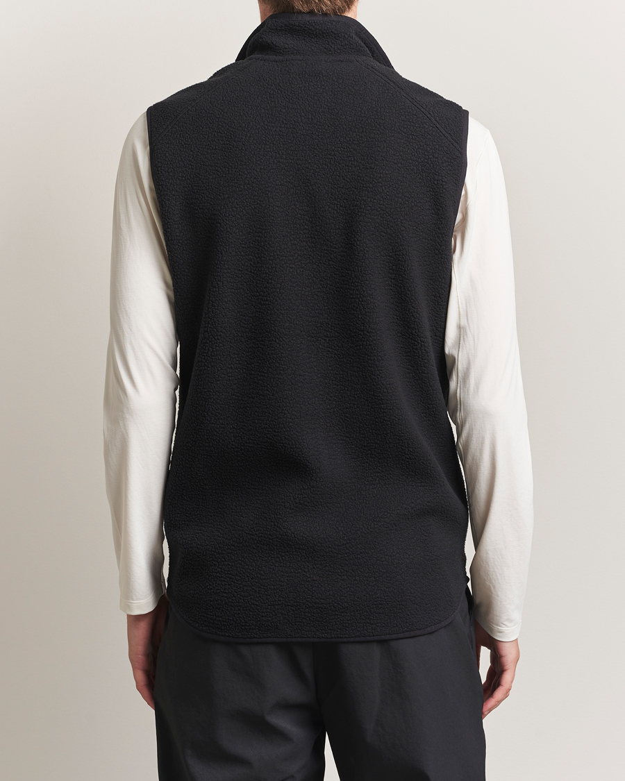 Men | Sweaters & Knitwear | Peak Performance | Pile Vest Black