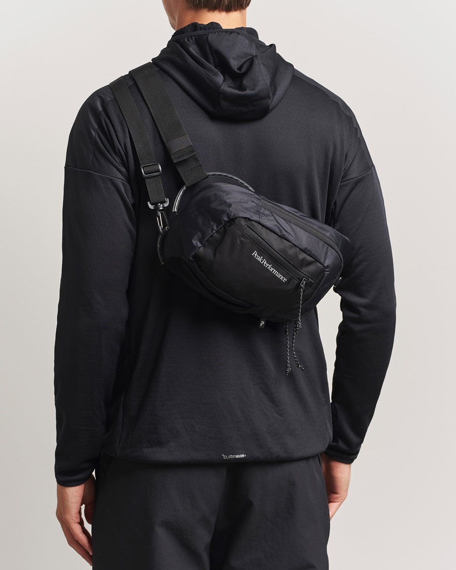 Men | Bags | Peak Performance | Peak PerformanceOutdoor Sling BagBlack