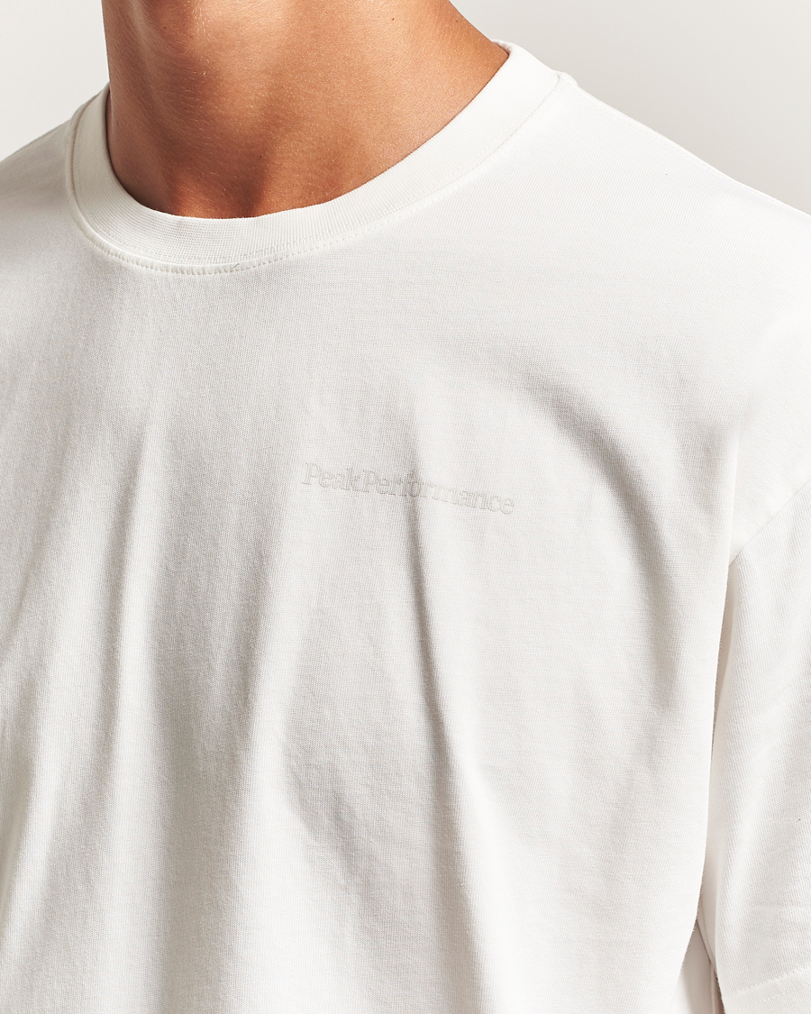 Men | T-Shirts | Peak Performance | Graphic Crew Neck T-Shirt Off White