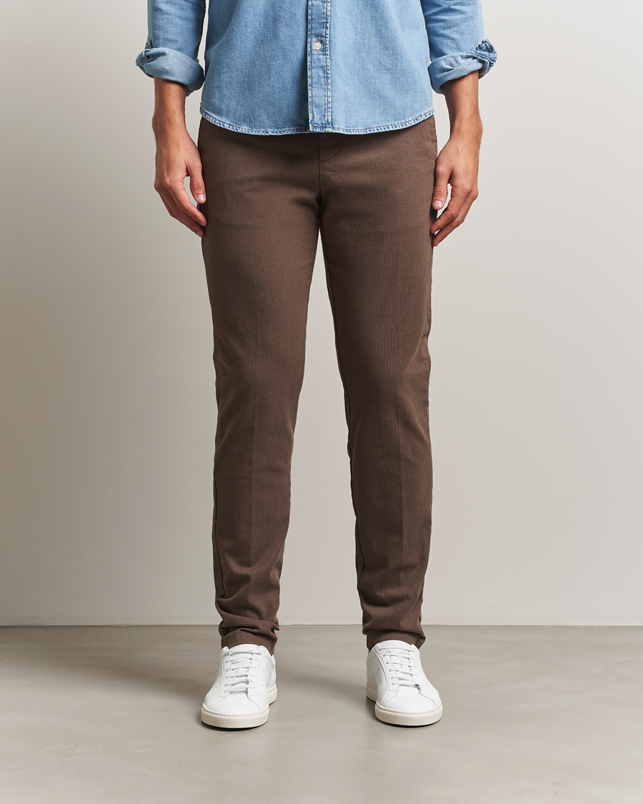 Men | Trousers | Gant | Slim Fit Cotton Herringbone Trousers Rich Brown