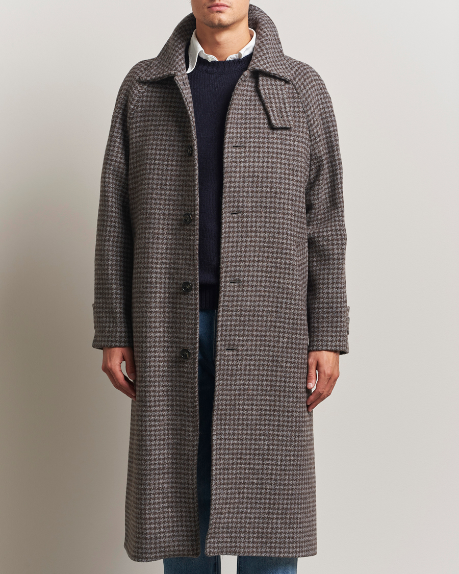 GANT Wool Balmacaan Houndstooth Coat Deep Brown at CareOfCarl.com