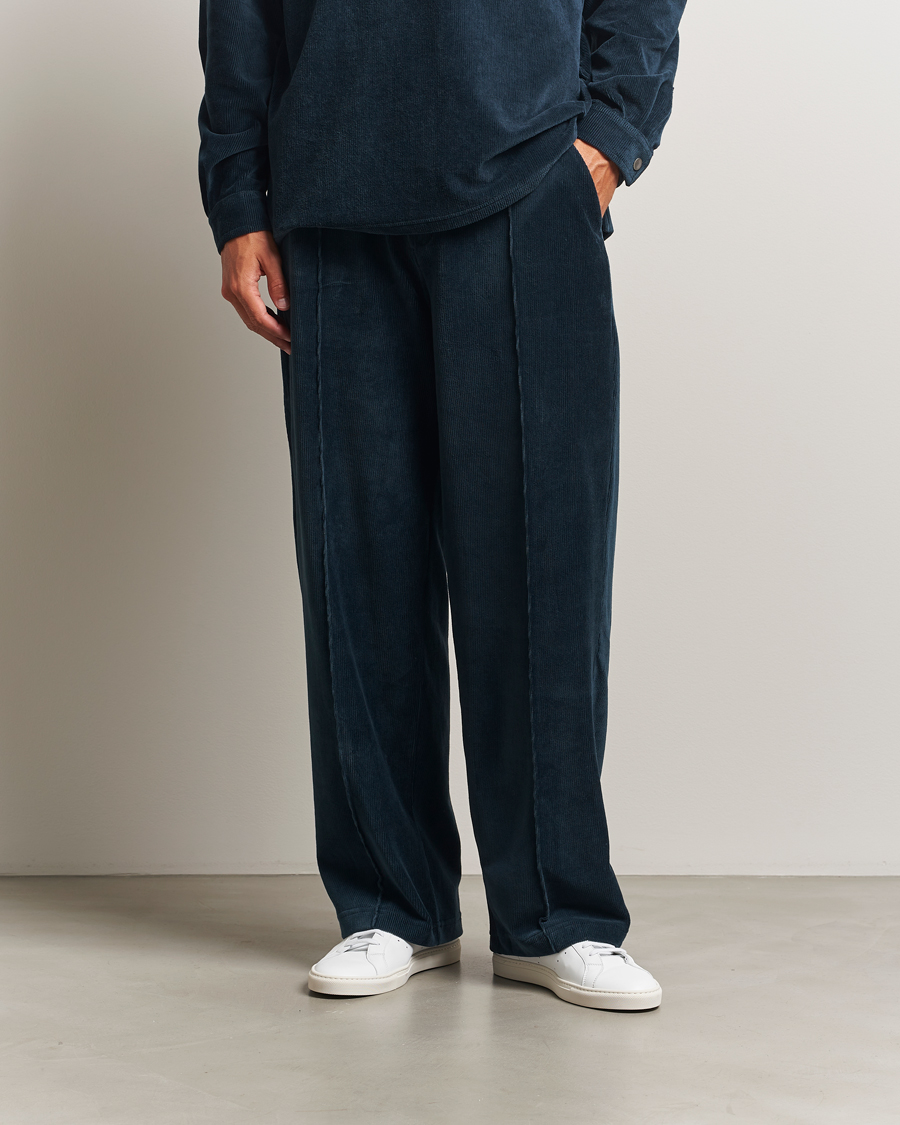 Men | Trousers | OAS | Ander Corduroy Pants Black