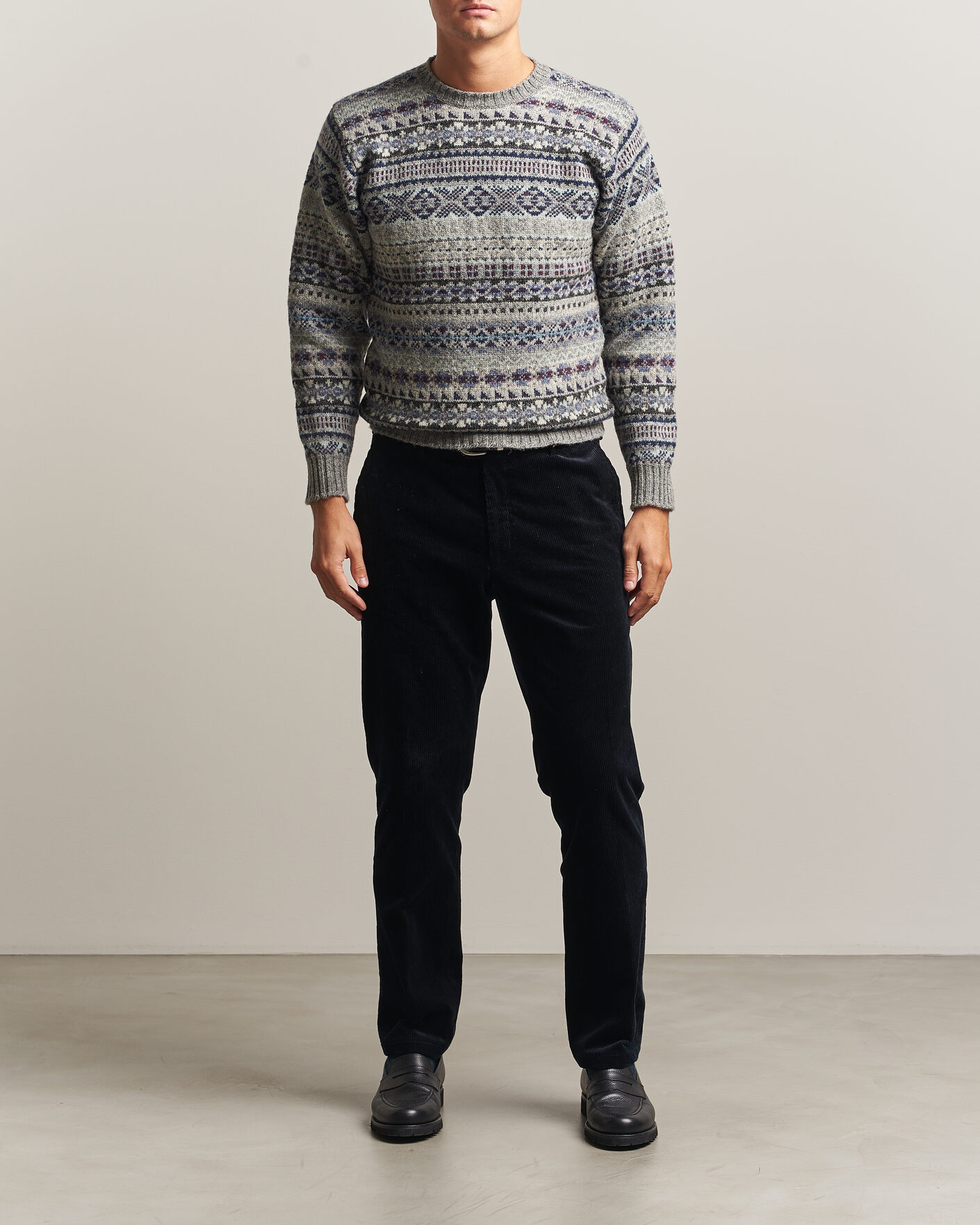 Men | Sweaters & Knitwear | Jamieson's of Shetland | Jamiesons Of Shetland All Over Fair Isle Pullover Crew Neck Light Grey