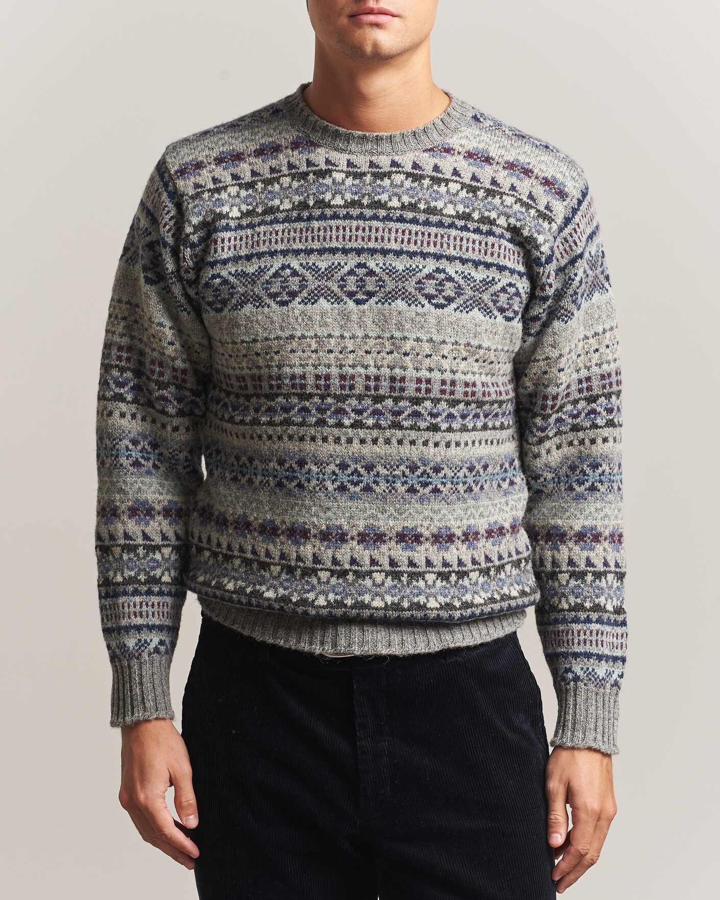 Men | Sweaters & Knitwear | Jamieson's of Shetland | Jamiesons Of Shetland All Over Fair Isle Pullover Crew Neck Light Grey