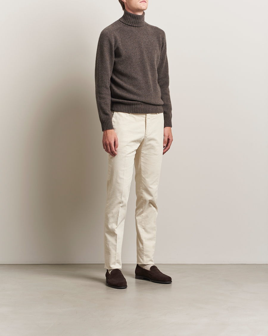 Men | Trousers | Incotex | Slim Fit Baby Corduroy Trousers Off White