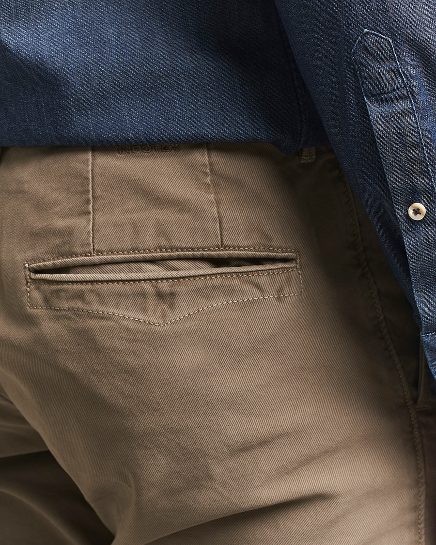 Men | Trousers | Incotex | Slim Fit Garment Dyed Slacks Taupe