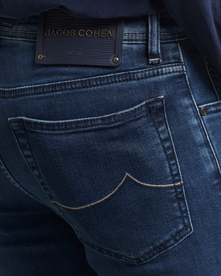 Men | Jeans | Jacob Cohën | Bard Slim Fit Trunk Patch Stretch Jeans Mid Blue