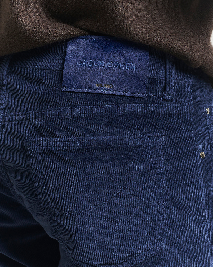 Men | Trousers | Jacob Cohën | Bard 5-Pocket Medium Corduroy Trousers Dark Blue