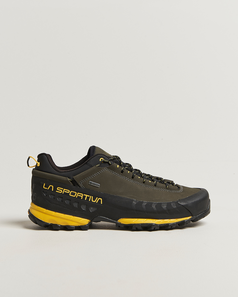 Men | Trail Sneakers | La Sportiva | TX5 GTX Hiking Shoes Carbon/Yellow