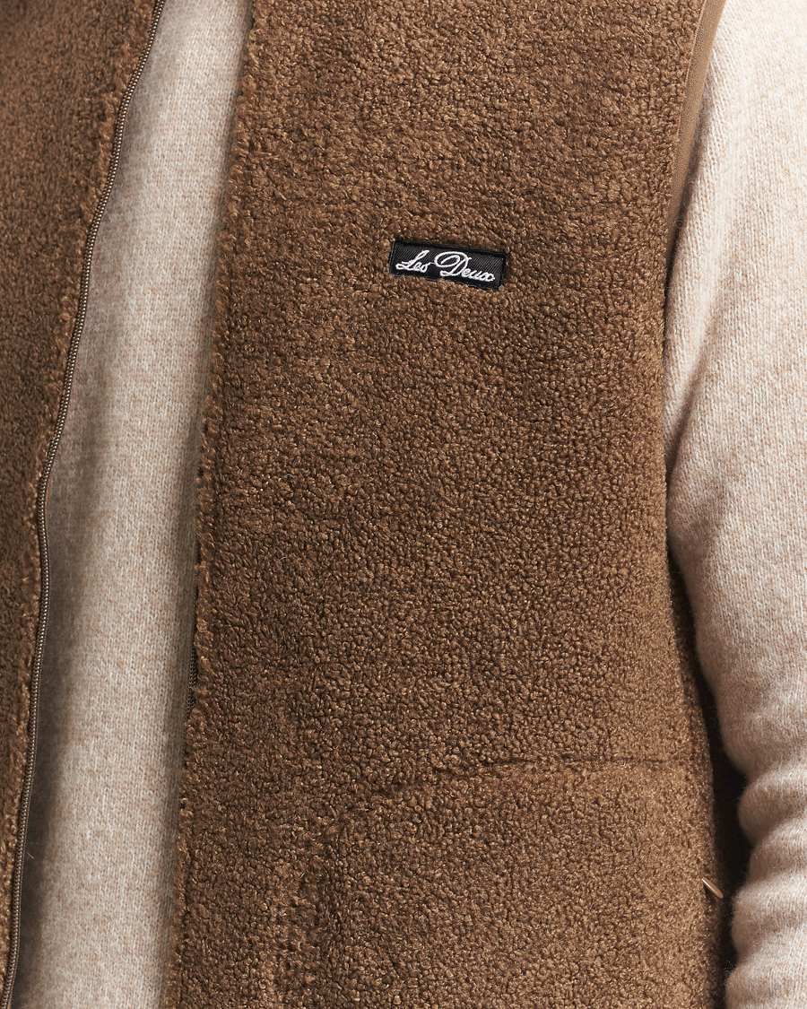 Men | Coats & Jackets | LES DEUX | Creed Teddy Vest Teak