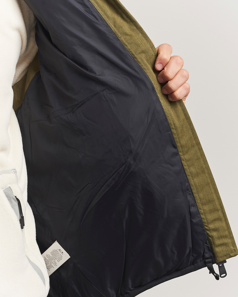 Oakley Baldface Puffer Vest Army Green at CareOfCarl.com