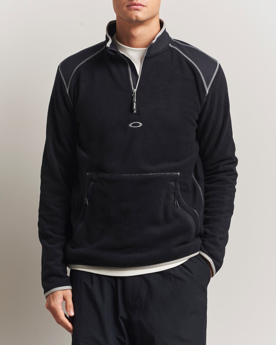 トップス 00s OAKLEY half zip tech archive Oakley Butter Tech Half Zip Fleece Black at CareOfCarl.com