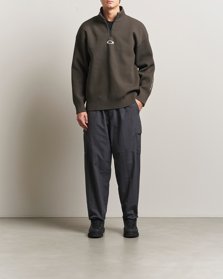 Men | Sweaters & Knitwear | Oakley | FGL New Retro Half Zip Sweater Black