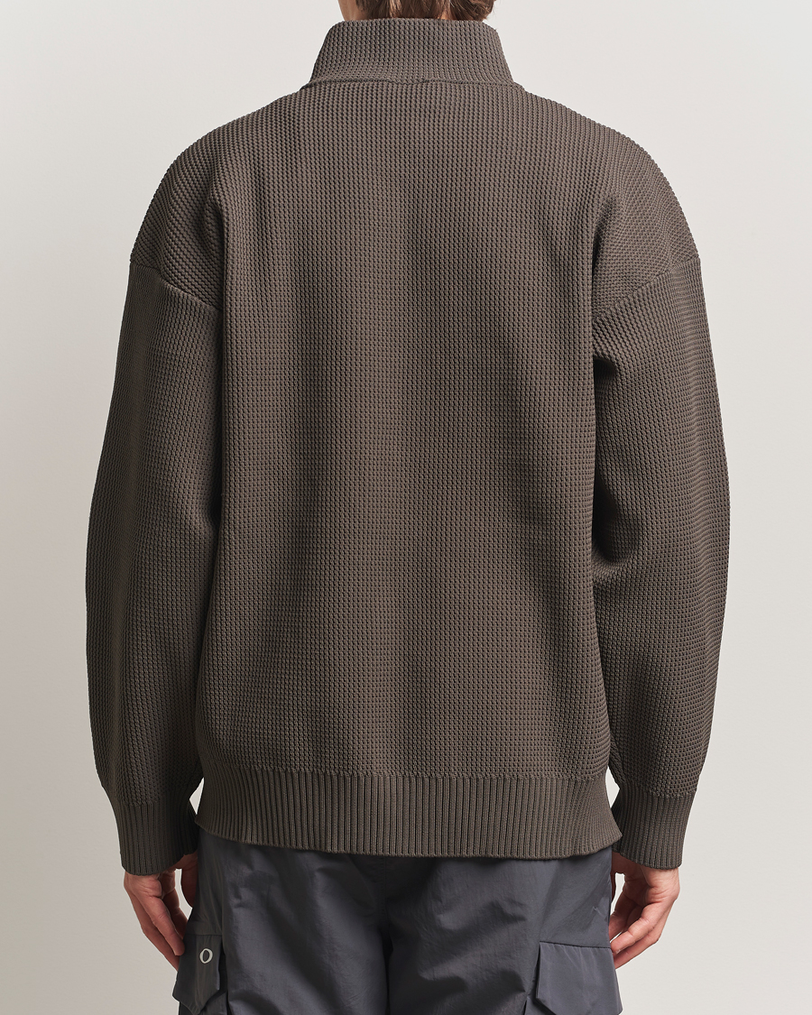 Oakley FGL New Retro Half Zip Sweater Black at CareOfCarl.com