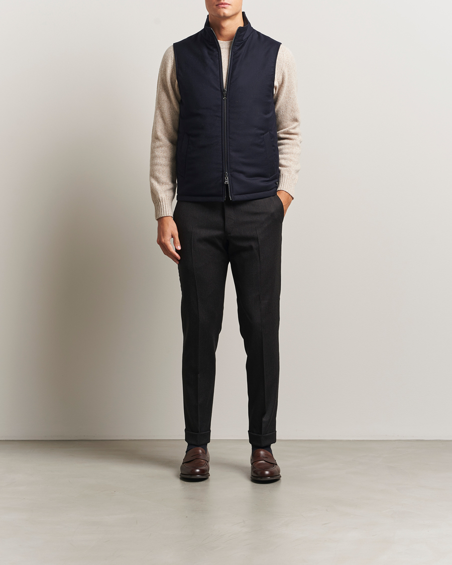 Men | Coats & Jackets | Oscar Jacobson | Nylon/Wool Reversible Vest Navy