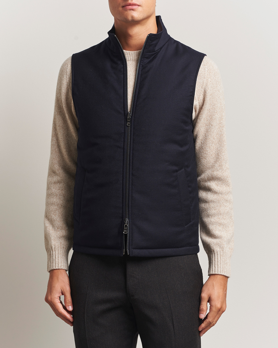 Men | Coats & Jackets | Oscar Jacobson | Nylon/Wool Reversible Vest Navy