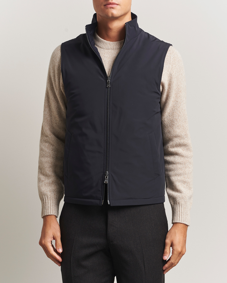 Men | Coats & Jackets | Oscar Jacobson | Nylon/Wool Reversible Vest Navy