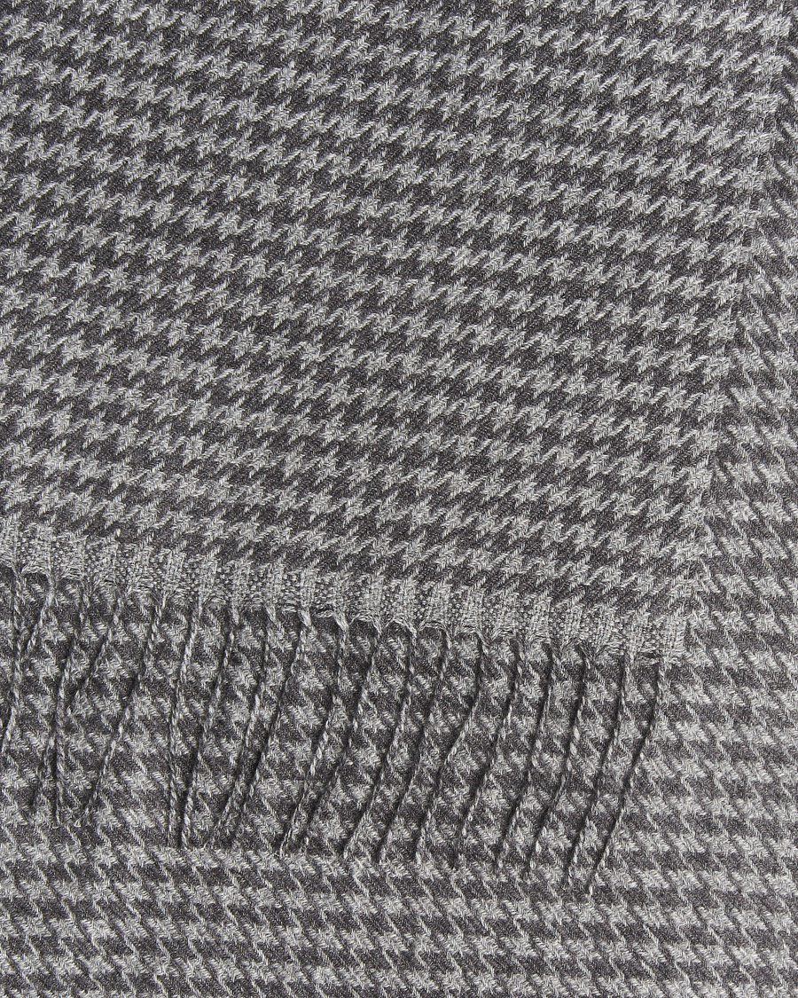 Men | Piacenza Cashmere Cashmere/Silk Houndstooth Scarf Light Grey | Piacenza Cashmere | Cashmere/Silk Houndstooth Scarf Light Grey
