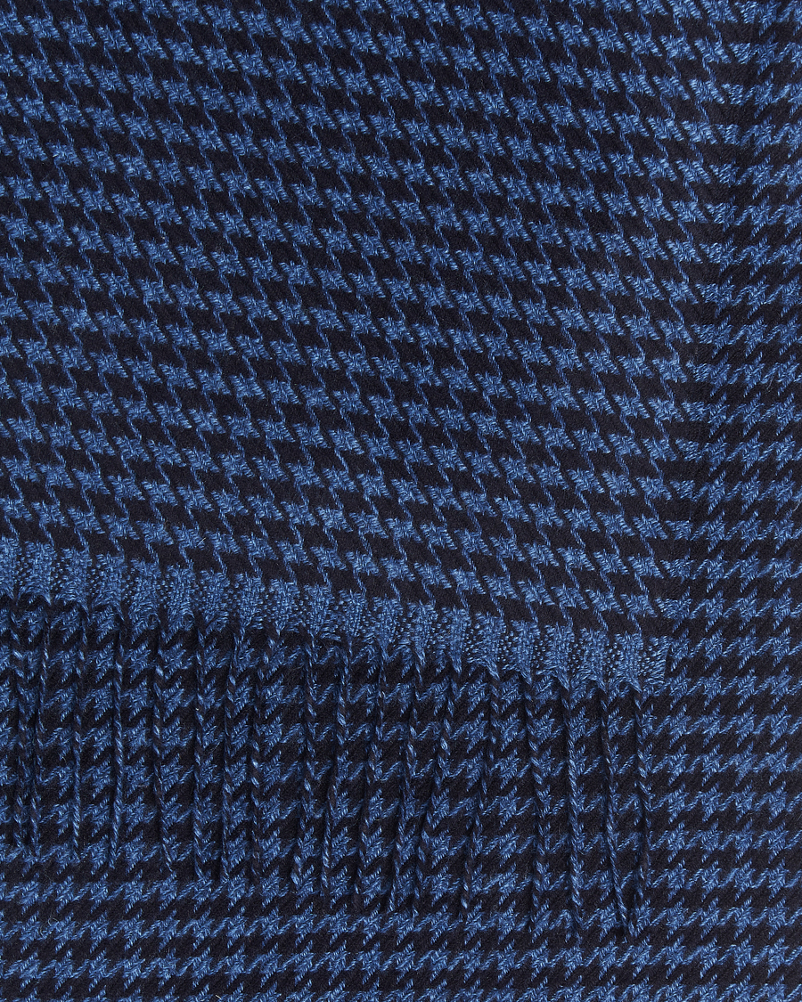 Men | Piacenza Cashmere Cashmere/Silk Houndstooth Scarf Dark Blue | Piacenza Cashmere | Cashmere/Silk Houndstooth Scarf Dark Blue