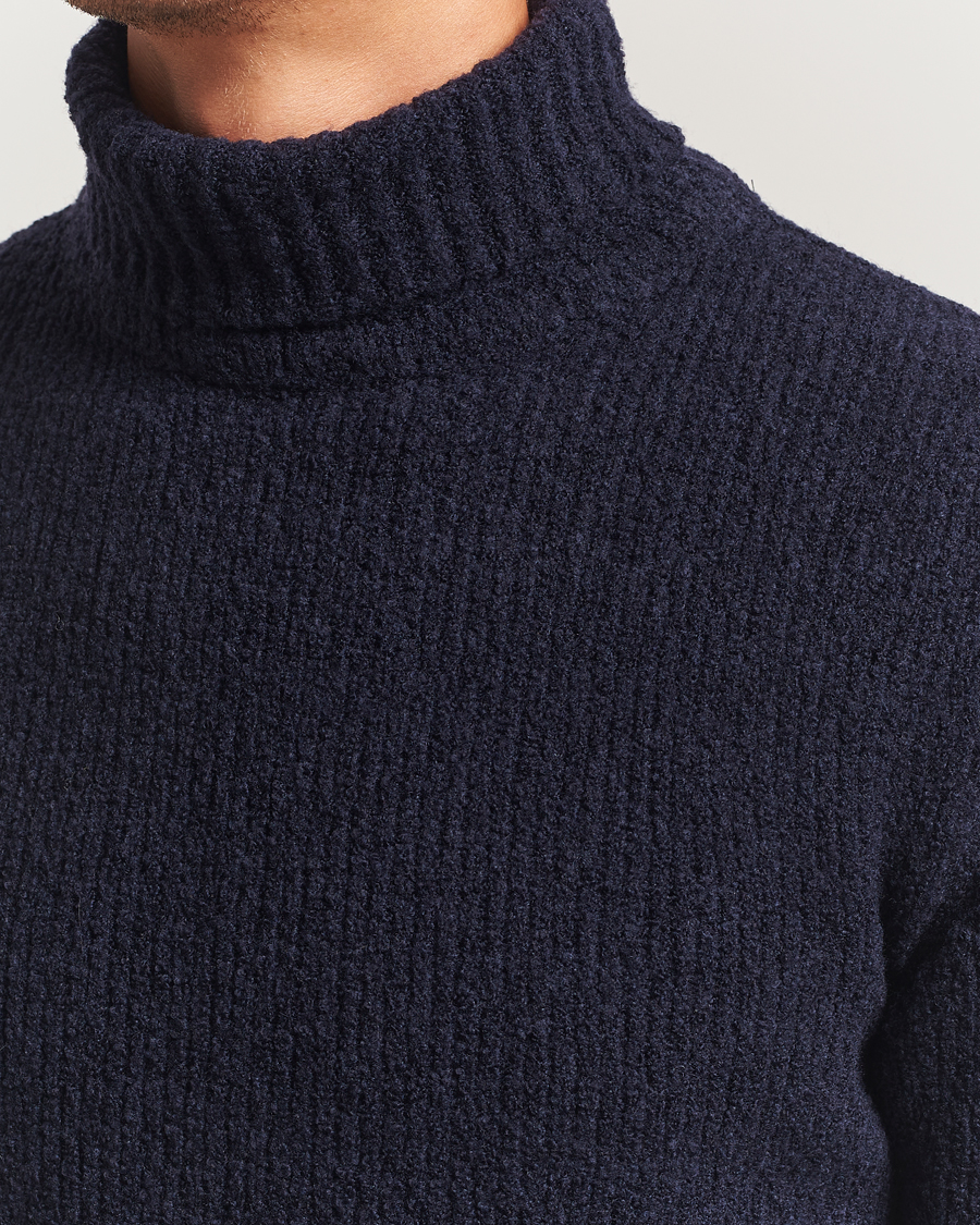 Men | Sweaters & Knitwear | Stenströms | Knitted Wool Boucle Rollneck Navy