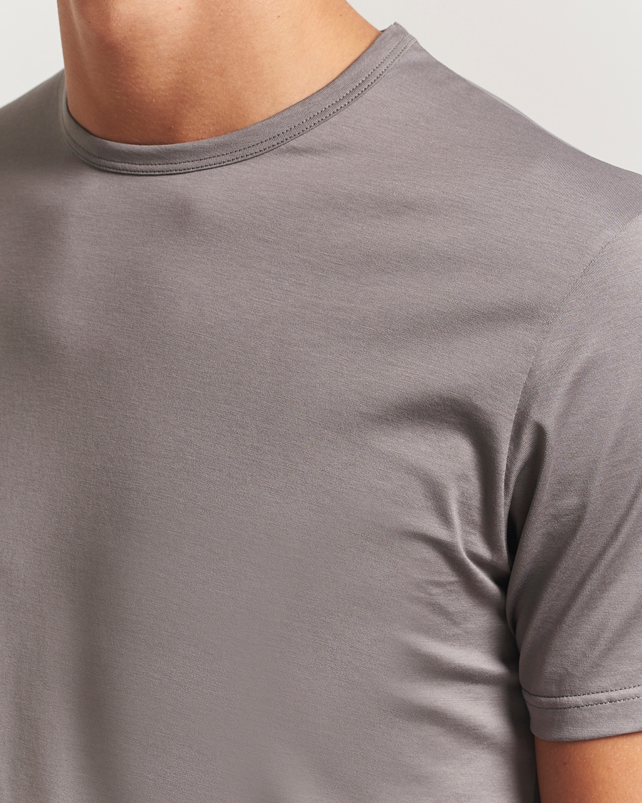 Men | T-Shirts | Sunspel | Crew Neck Q82 Cotton T-Shirt Iron Grey