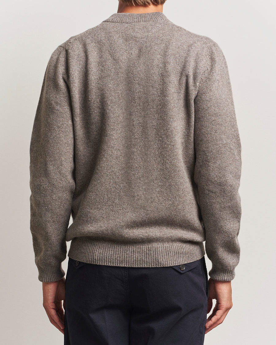Men | Sweaters & Knitwear | Sunspel | Knitted Lambswool V-Neck Bark