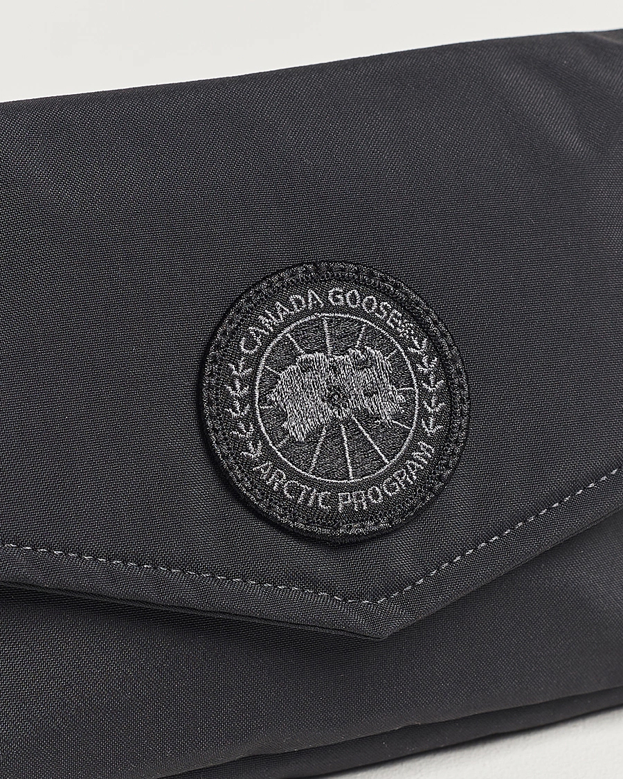 Men | Bags | Canada Goose | Mini Waistpack Black