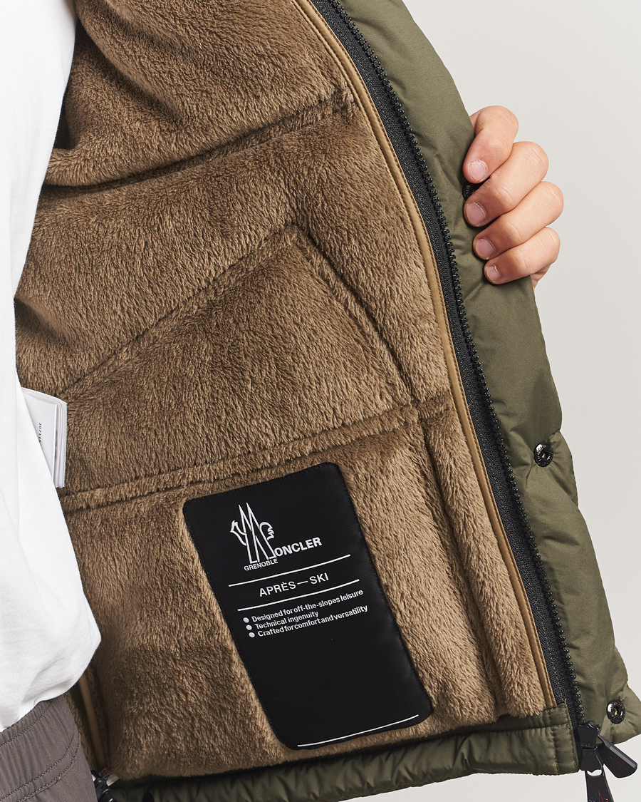 Men | Coats & Jackets | Moncler Grenoble | Sernur Down Jacket Forest Green
