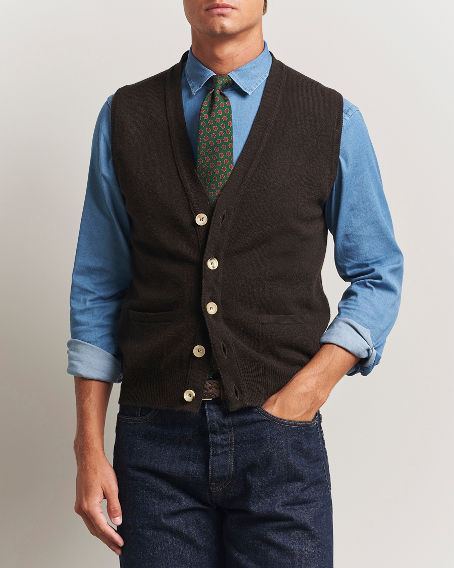 Men | Sweaters & Knitwear | Drake's | Lambswool Vest Cardigan Dark Brown