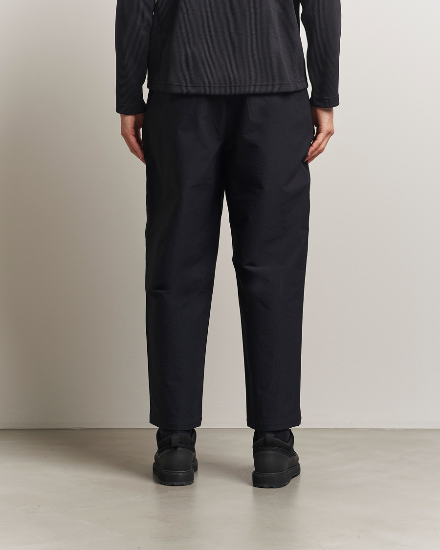 Men | Trousers | Goldwin | One Tuck Tapered Pants Black